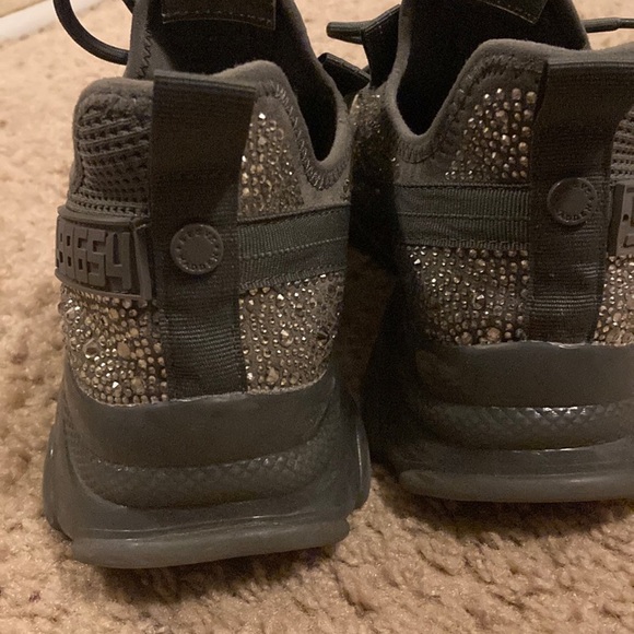 Steve Madden grey size 9 1/2 woman’s - Picture 4 of 4